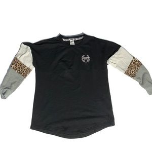 Pink - Victoria’s Secret black top in size S. Beautiful detail on Long sleeve.